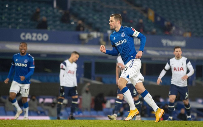 也展现出了 也展现出了